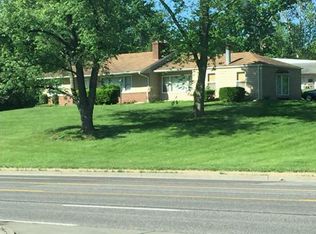 2194 Green Slope Dr, Saint Louis, MO 63136