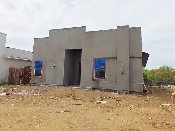 3rd image of 2335 Mango Rd