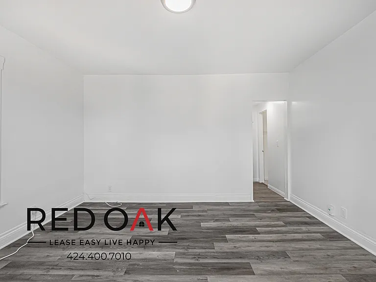 805 S Centre St #4 — Photo 7