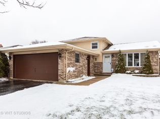 12822 S Blossom Dr, Alsip, IL 60803