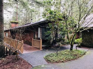 894 Kamus Way W, Fox Island, WA