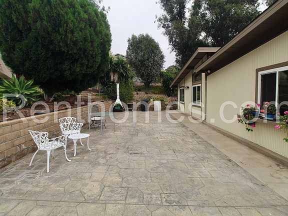 2nd image of 15222B Hilltop Cir