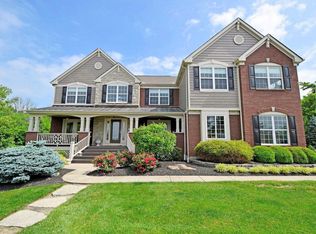 7362 Susan Springs Dr, West Chester, OH 45069