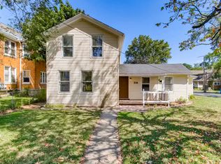 538 Spring St, Aurora, IL 60505