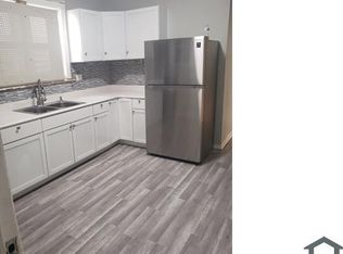 1143 W 71st St, Chicago, IL 60621