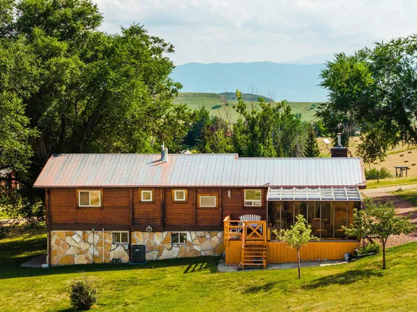 23 Cedar Ln, Sheridan, WY 82801