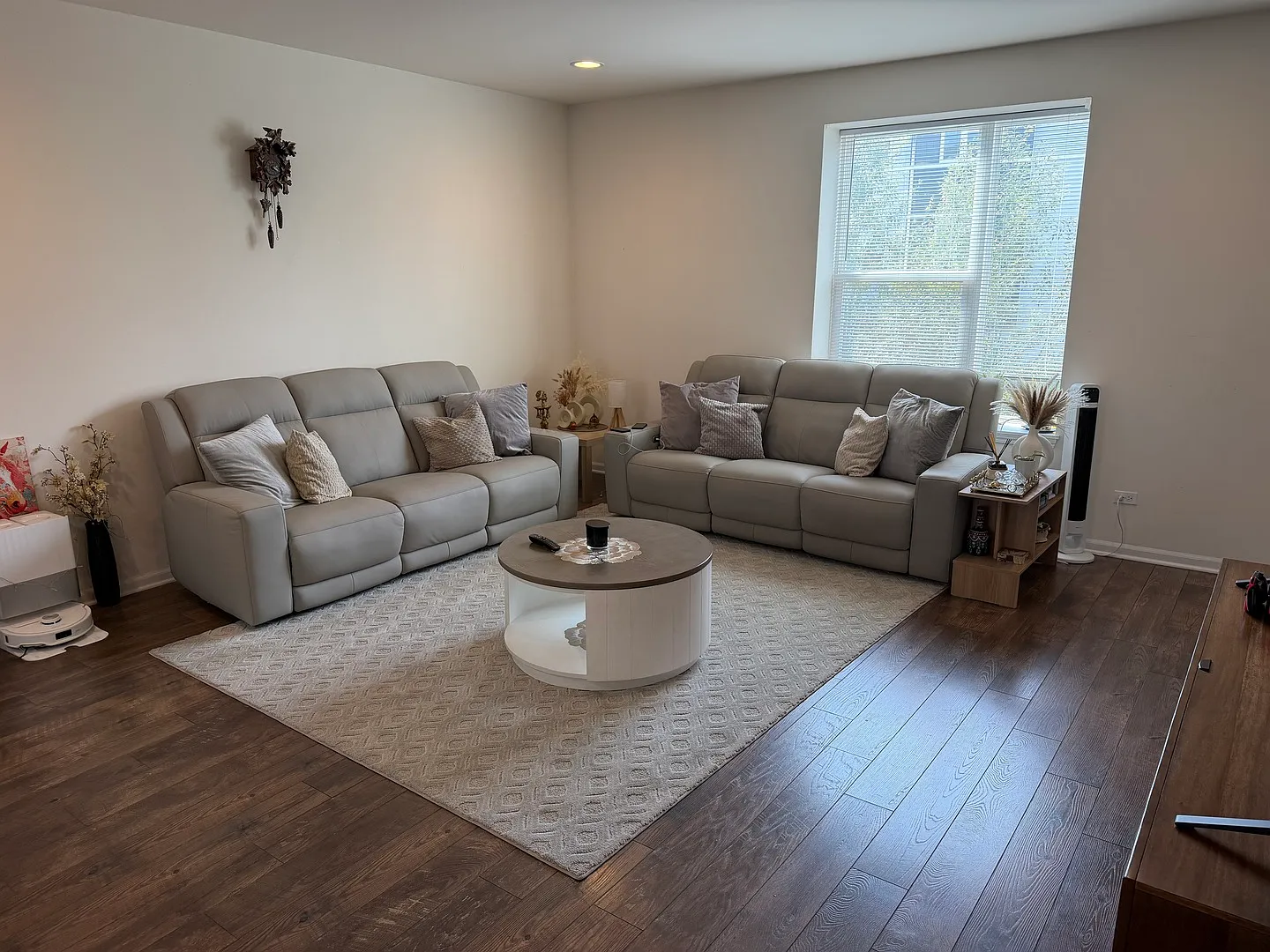 3 bed, 2.5 bath, 1792 sqft, $2,700 — Photo 3
