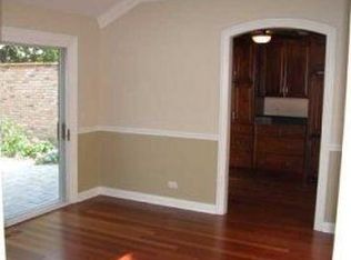 719 Tomlin Dr #A3, Burr Ridge, IL 60527