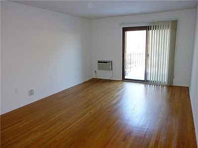 2nd image of 10 Oakwood Ter APT 47