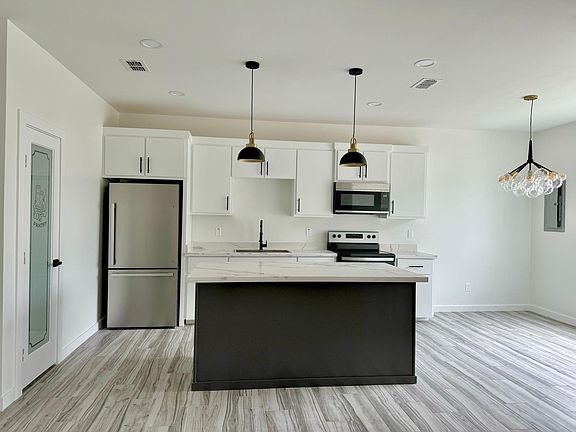 3rd image of 708 W Seminole Ave #1