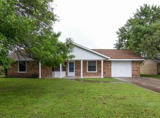 808 San Jacinto St, Lockhart, TX 78644