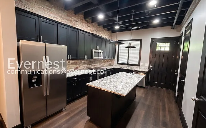 506 Barristers Ct — Photo 2