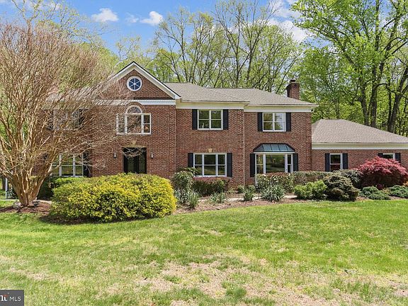 2nd image of 12321 Rivers Edge Dr