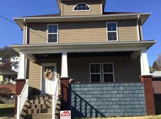 8 Alexander St, Bridgeport, OH 43912