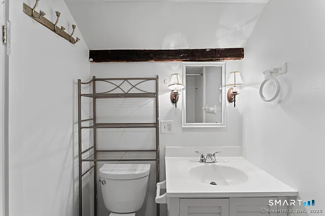 3 Riverside Rd #B — Photo 13