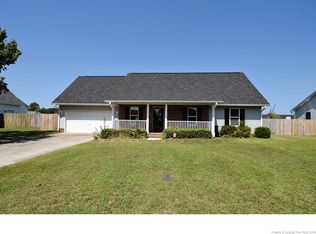 113 Mix Trail Ln, Raeford, NC 28376