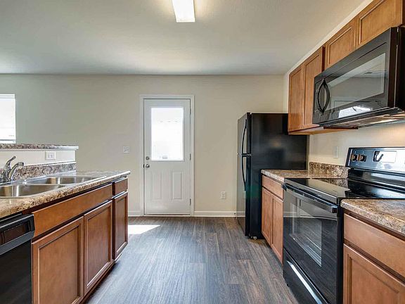 2nd image of 201 Kirkside Dr