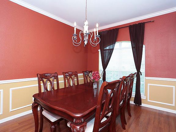 3rd image of 1606 Highland Glen Ln