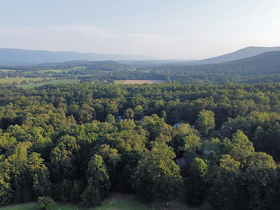 3rd image of 68 Big Cedar Dr