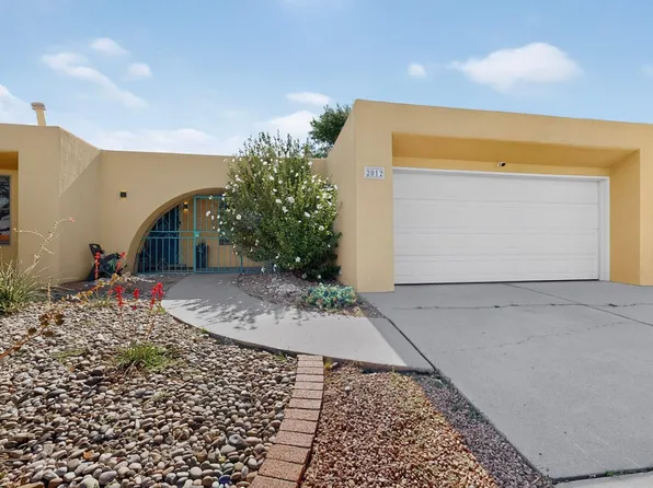 2012 Father Sky St NE, Albuquerque, NM 87112