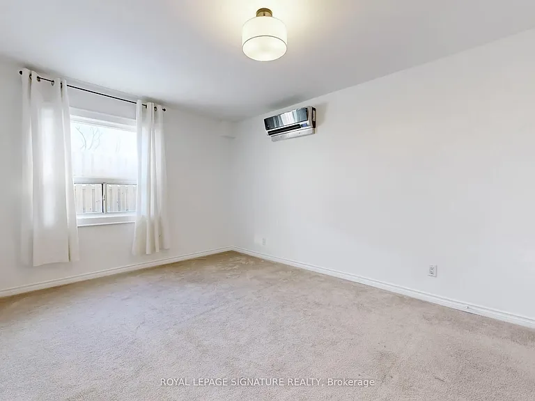 117 Westmount Ave #UPPER — Photo 20