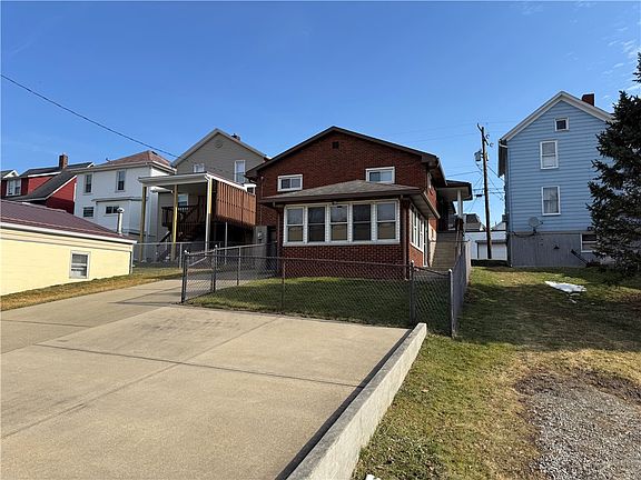 5th image of 108 S Hamilton Ave