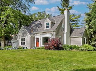 645 Hi View Ct, Elm Grove, WI 53122