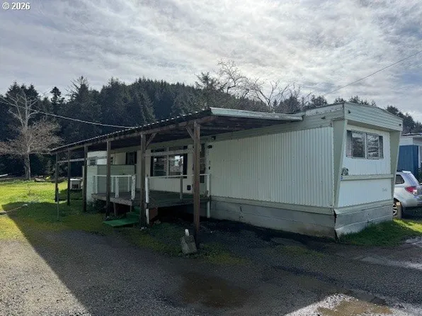 5142 SE Hwy101 #28, Lincoln City, OR 97367