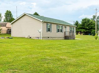 39 Whipkey Ln, Morgantown, WV 26508