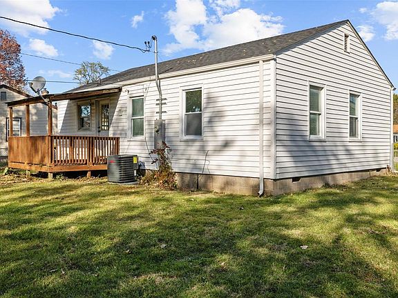 4th image of 11234 Saint Matthias Ln