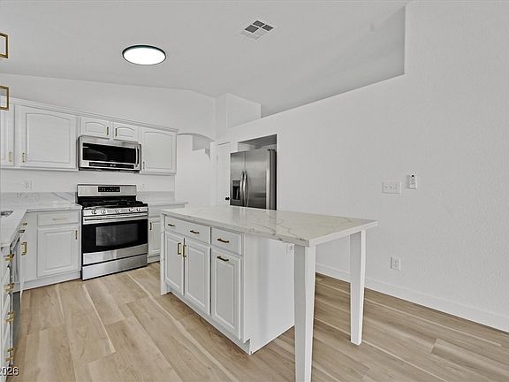 4th image of 10532 White Heath Ct