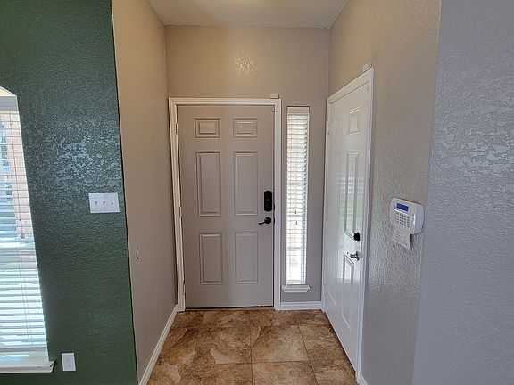 4th image of 2123 Wiltshire Dr