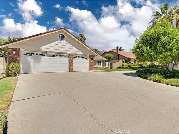 2nd image of 2123 Golden Hills Rd
