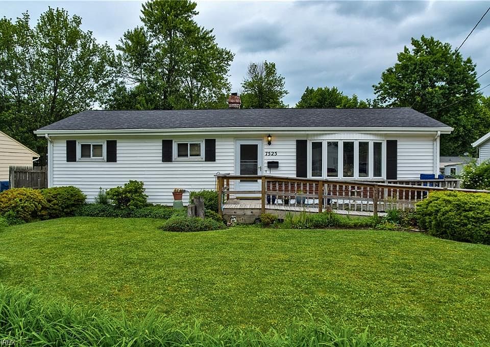 1st image of 7525 Holly Dr