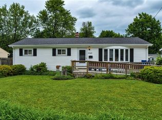 7525 Holly Dr, Mentor On The Lake, OH