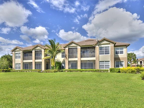 3rd image of 8026 Players Cove Dr #4-201