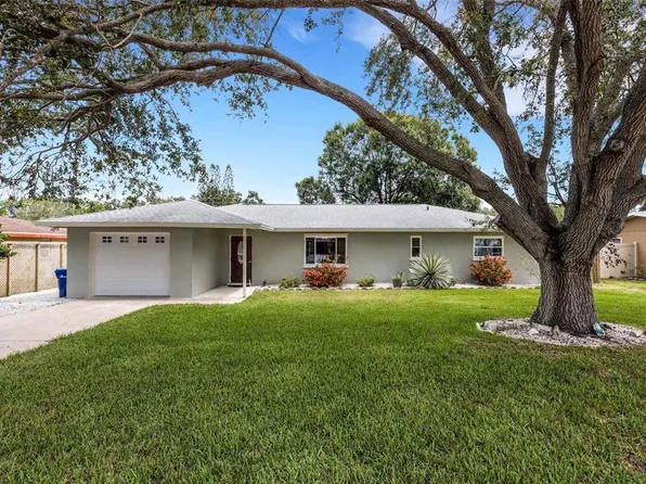 4755 Lark Ridge Cir, Sarasota, FL 34233