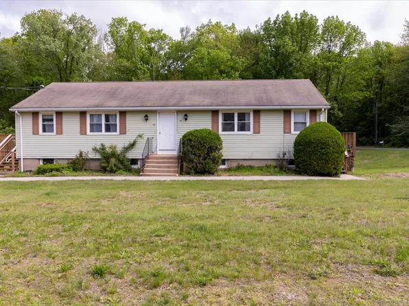 1 White Oak Road #D, Mansfield, CT 06268