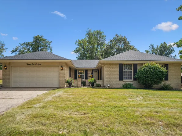 2108 Woodland Ave, West Des Moines, IA 50265