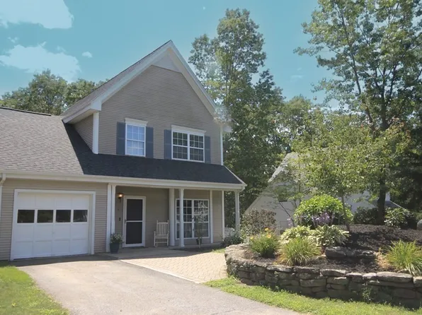 5 Ouimet Ln, Foxboro, MA 02035