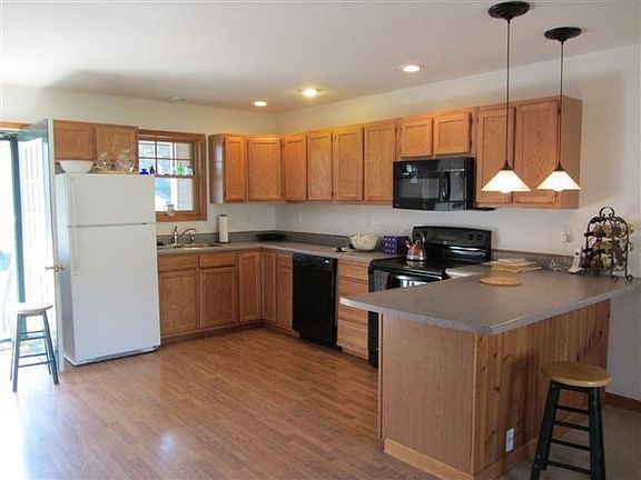 3rd image of 165 Fir Way Unit 22