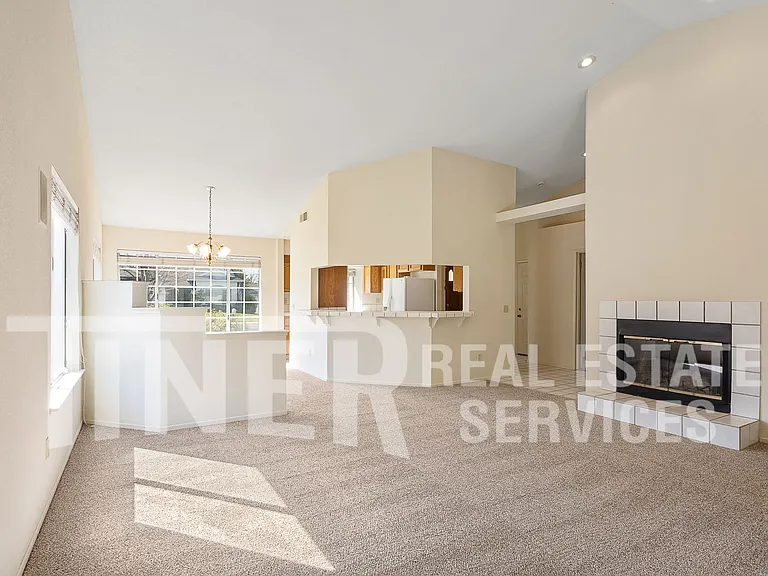 9071 Brevard Dr — Photo 2