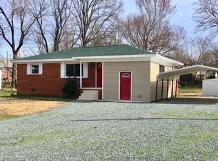 3905 David St, Archdale, NC 27263