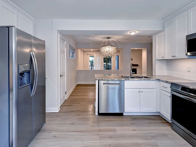 106 Harrops Gln — Photo 10