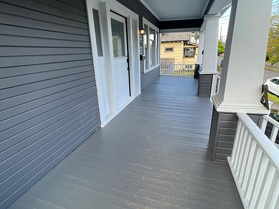 Spacious Front Porch