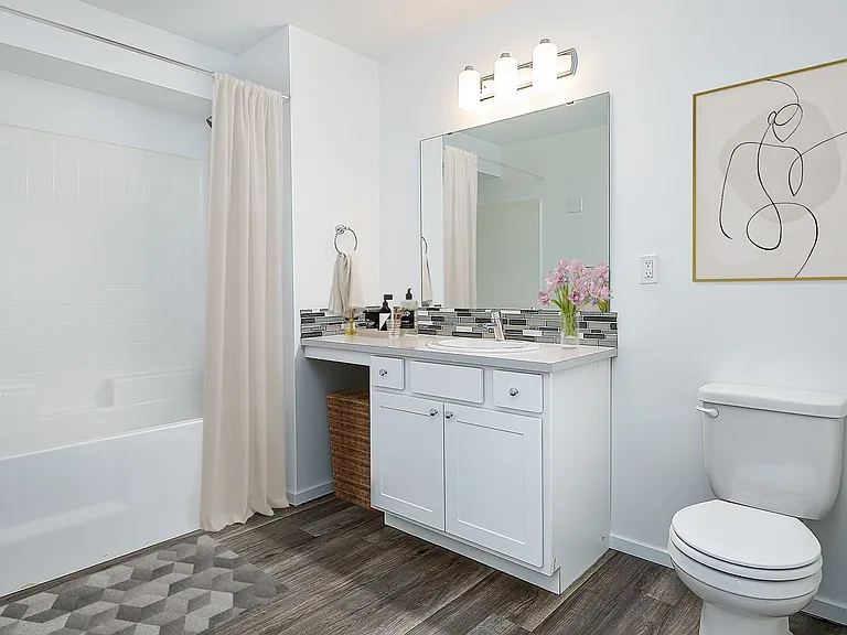 Brand New Community In Need Of Residents! Stunning 1 & 2 Bedroom Homes! — Photo 32