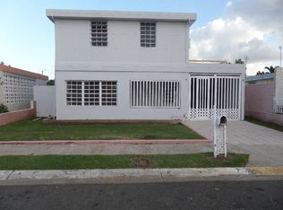 AU9 Calle Lillian E, Toa Baja, PR 00949