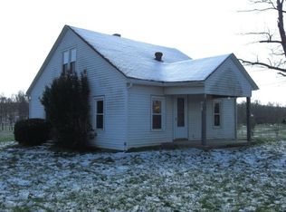 512 Mayfield Rd, Henryville, IN 47126