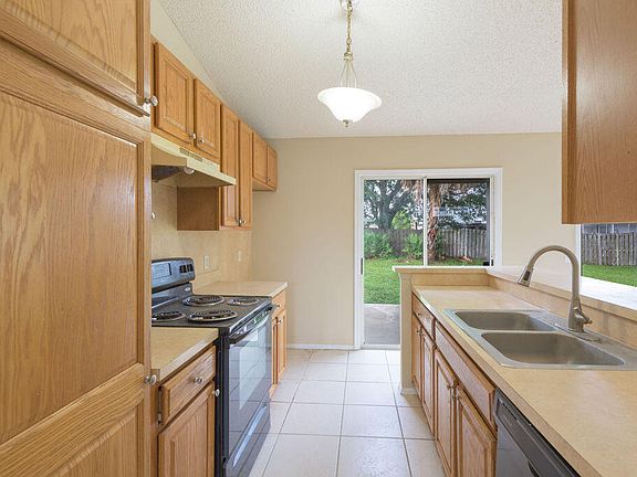 5th image of 1155 SW Alexandria Avenue