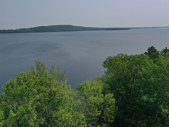 2nd image of 236 Berry Road